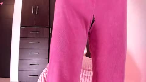 Snapshot of dahliabrowniee chatting on October 2025 05:48:02 AM Dahli online show from October 2025 05:48:02 AM