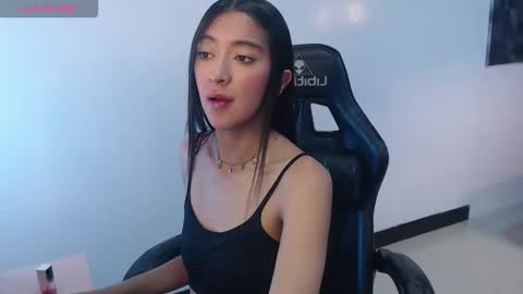 dahyan_ch online show from November 2025 04:40:02 PM