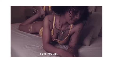 Daiana online show from March 2025 01:01:01 PM