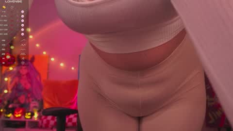 Snapshot of daien_halpert chatting on October 2025 09:50:01 PM Cute DianaOnline mostly at 8pm-0000 am UK TimeTuesday and Wednesday off online show from October 2025 09:50:01 PM