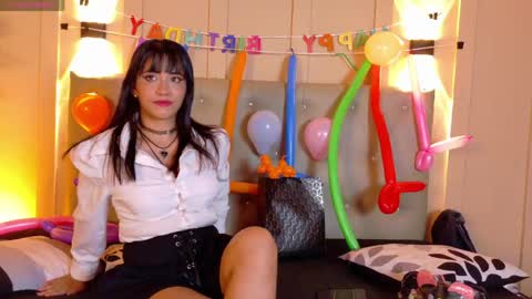 Snapshot of daiisy_kiss chatting on May 2026 01:30:01 PM daiisy_kiss online show from May 2026 01:30:01 PM