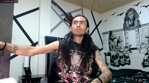 Snapshot of daimon_rock01 chatting on January 2025 04:15:01 AM felipe online show from January 2025 04:15:01 AM