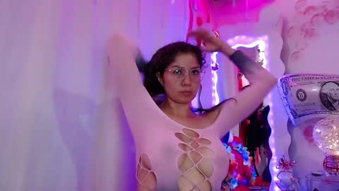 DAINA online show from May 2026 05:16:02 AM