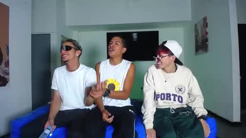 Snapshot of daiquirie chatting on October 2025 11:44:02 AM daiquirie online show from October 2025 11:44:02 AM