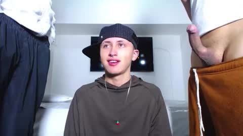 Snapshot of daiquirie chatting on November 2025 12:38:01 PM daiquirie online show from November 2025 12:38:01 PM