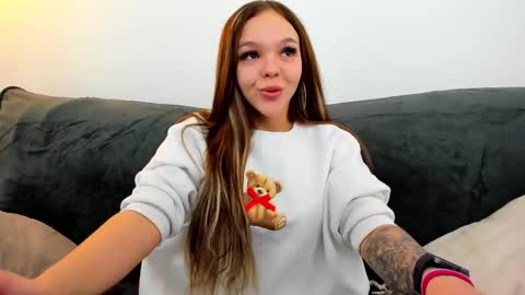 Snapshot of daisy_abby chatting on February 2025 04:48:02 AM Daisy online show from February 2025 04:48:02 AM