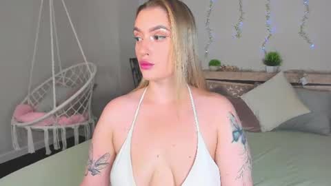 Snapshot of daisy_beckerr chatting on June 2026 09:29:01 AM Viickie online show from June 2026 09:29:01 AM