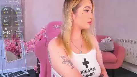 Viickie online show from July 2026 09:18:01 AM