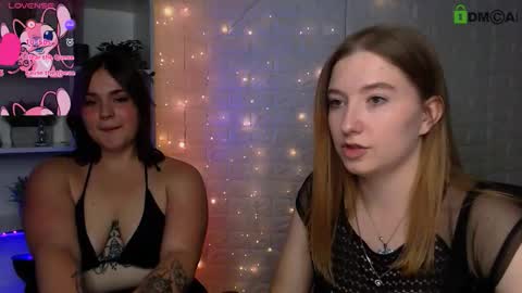 Little Di online show from September 2025 07:39:01 PM