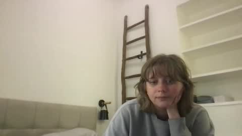 Snapshot of daisy_lately chatting on October 2025 10:38:02 AM daisy_lately online show from October 2025 10:38:02 AM