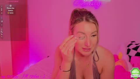DaisyDeliciousxx online show from May 2026 07:44:01 PM