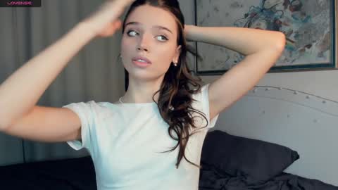 Naomi online show from January 2025 07:53:01 AM