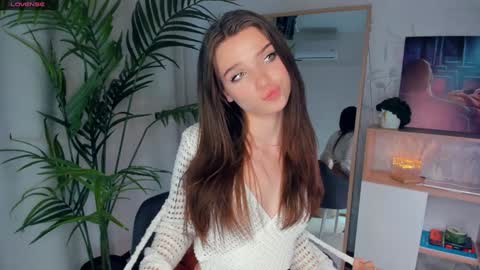 Naomi online show from February 2025 02:38:02 AM