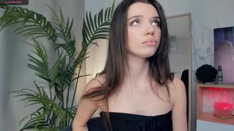 Naomi online show from February 2025 03:12:01 AM