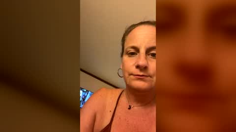 Snapshot of daisymae0017 chatting on July 2026 07:50:02 AM daisymae0017 online show from July 2026 07:50:02 AM