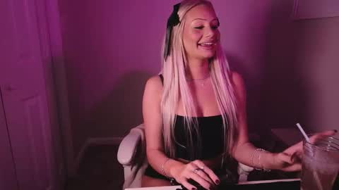 daisy online show from November 2025 12:36:01 AM