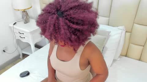 Brisa   online show from October 2025 11:08:02 AM