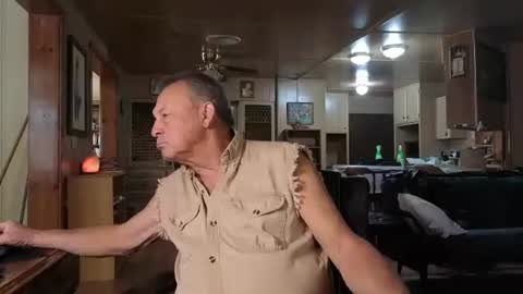 Snapshot of dakit2 chatting on September 2025 05:29:02 PM dakit online show from September 2025 05:29:02 PM