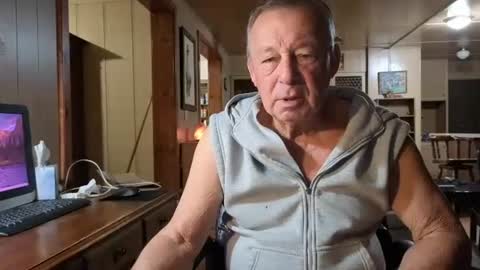 Snapshot of dakit2 chatting on October 2025 01:01:02 PM dakit online show from October 2025 01:01:02 PM