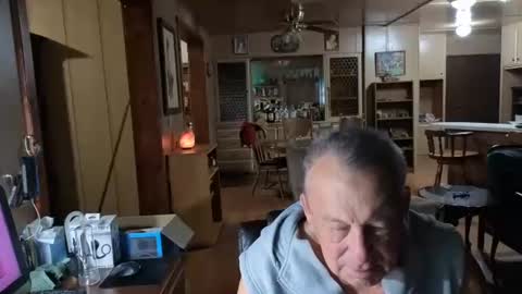 Snapshot of dakit2 chatting on November 2025 01:43:02 PM dakit online show from November 2025 01:43:02 PM