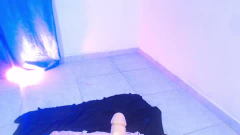 VALENTINA  online show from November 2025 06:57:01 AM