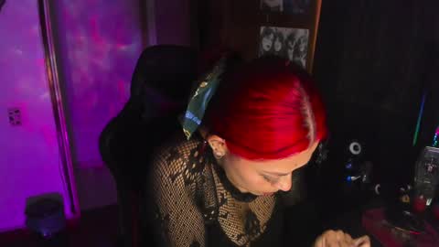 Snapshot of dakota_crab chatting on February 2025 10:20:01 PM Dakota Crab online show from February 2025 10:20:01 PM