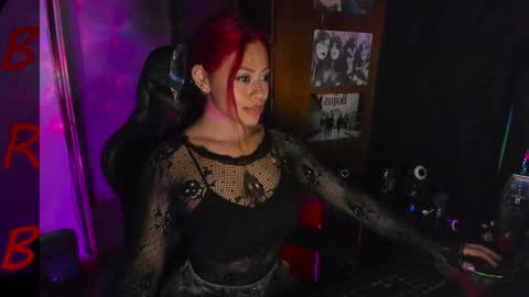Snapshot of dakota_crab chatting on February 2025 01:32:02 AM Dakota Crab online show from February 2025 01:32:02 AM