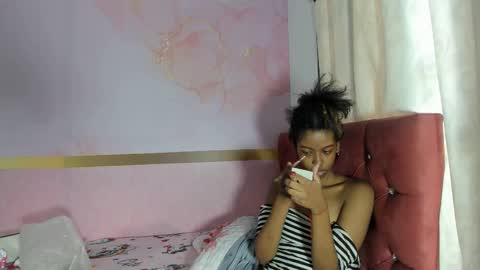 Snapshot of dakota_evans18 chatting on October 2025 09:48:01 PM DAKOTA online show from October 2025 09:48:01 PM