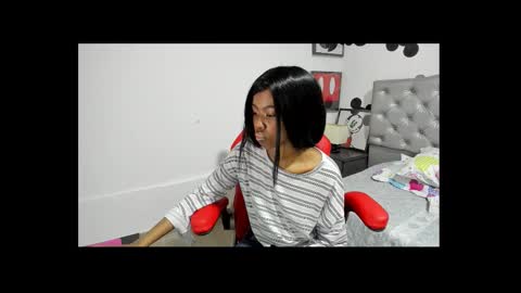 Snapshot of dakota_evans18 chatting on October 2025 04:35:02 AM DAKOTA online show from October 2025 04:35:02 AM