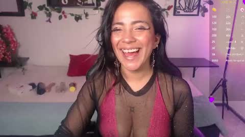 Caroliina online show from June 2026 09:42:02 PM