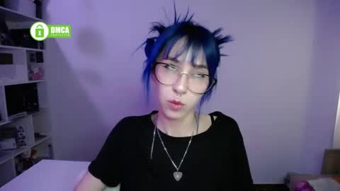 Maca online show from April 2026 10:34:02 PM