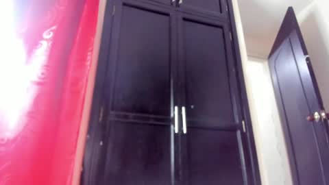 Snapshot of dakotaholand chatting on March 2026 01:10:02 AM dakotaholand online show from March 2026 01:10:02 AM