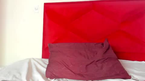 dakotaholand online show from May 2026 01:25:02 AM