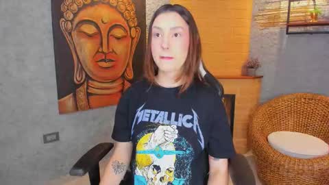 Snapshot of dakotarussell_ chatting on November 2025 11:10:01 AM Dakota online show from November 2025 11:10:01 AM