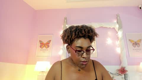 Snapshot of dakotasexshow2 chatting on December 2024 10:58:01 PM Dakota Sex Show online show from December 2024 10:58:01 PM