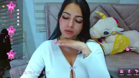 Snapshot of dakotha_v chatting on February 2025 09:34:02 AM Dakotha online show from February 2025 09:34:02 AM