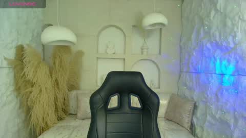 Dakotha  online show from May 2026 03:23:02 AM