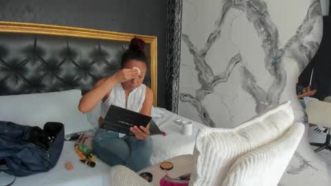 Dalay online show from October 2025 07:53:02 PM