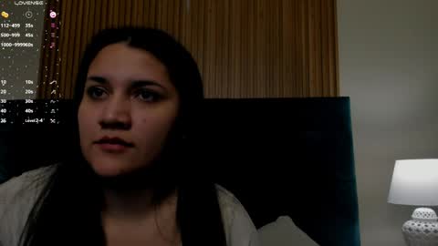 Violeta online show from May 2026 12:00:01 PM