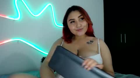 Snapshot of dalia_corrs0 chatting on February 2025 09:02:01 AM online show from February 2025 09:02:01 AM