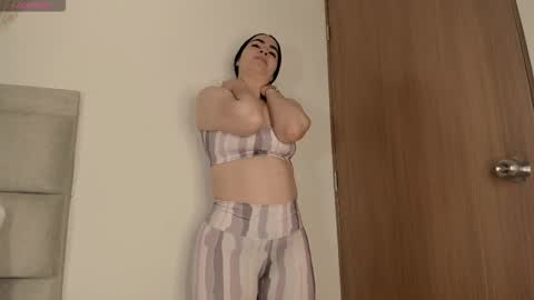 Dalia Hart online show from March 2026 12:10:01 PM