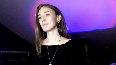 Snapshot of dalia_peach chatting on December 2024 10:14:01 AM Dalia online show from December 2024 10:14:01 AM