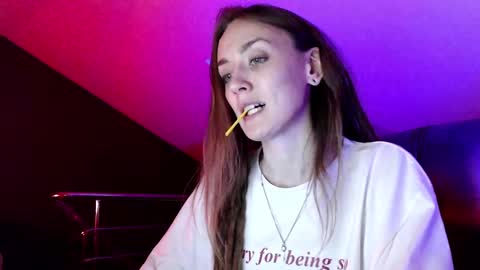 Snapshot of dalia_peach chatting on January 2025 02:21:01 PM Dalia online show from January 2025 02:21:01 PM