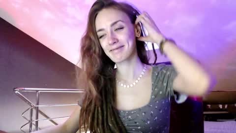 Snapshot of dalia_peach chatting on February 2025 10:31:02 AM Dalia online show from February 2025 10:31:02 AM