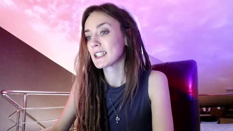 Snapshot of dalia_peach chatting on February 2025 01:15:02 PM Dalia online show from February 2025 01:15:02 PM