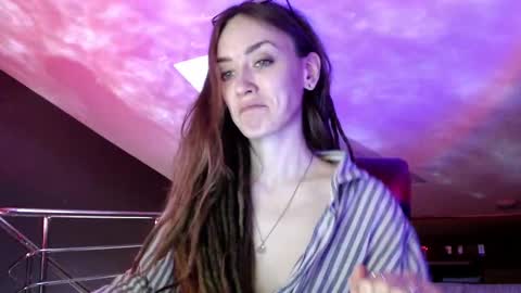 Snapshot of dalia_peach chatting on February 2025 10:15:02 AM Dalia online show from February 2025 10:15:02 AM