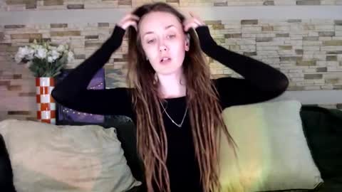 Snapshot of dalia_peach chatting on September 2025 11:02:02 AM Dalia online show from September 2025 11:02:02 AM