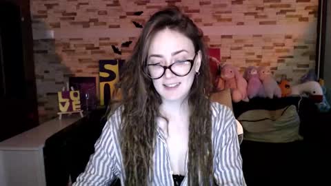 Dalia  online show from November 2025 09:19:02 AM