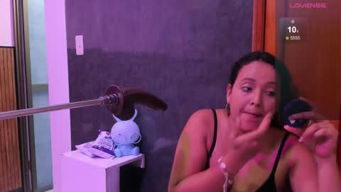 Dalia online show from April 2026 09:45:02 PM
