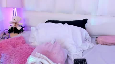 daliacastle online show from June 2026 03:18:01 PM